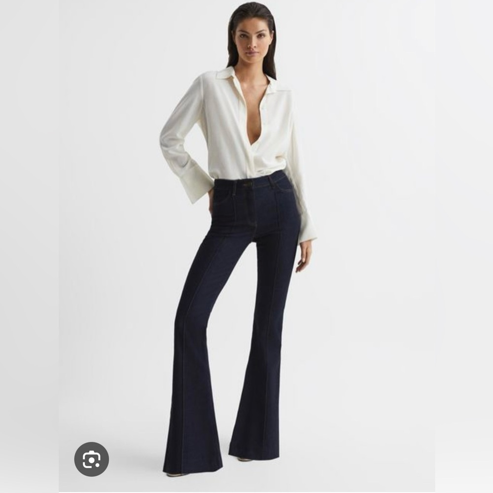 Reiss High Rise Elsie Flare Jeans Dark blue wash 27R